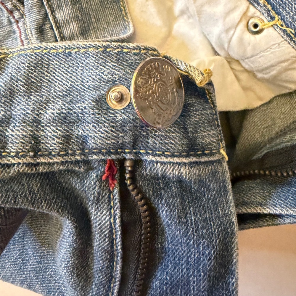 Nu Wear Mens Baggy Denim Shorts Blue Rainbow Embroidery Jorts Size 34 90s Y2K - Picture 8 of 11